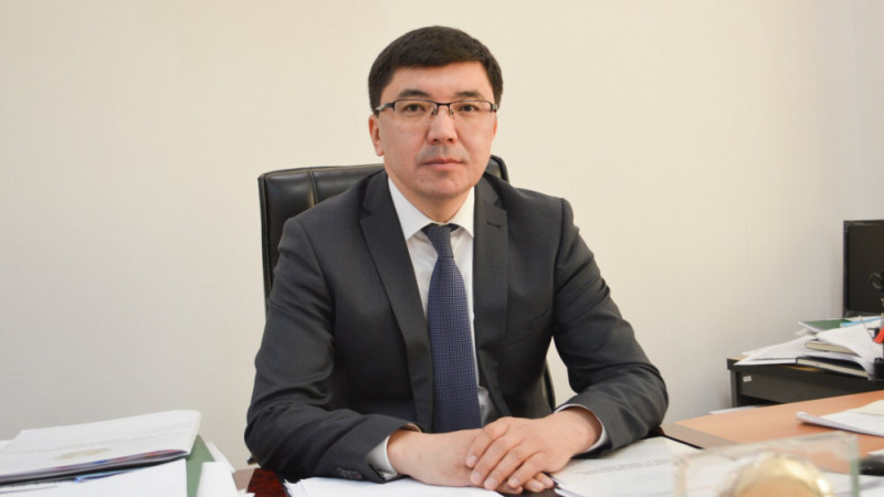 Акмади Сарбасов ушёл с должности первого вице-министра труда