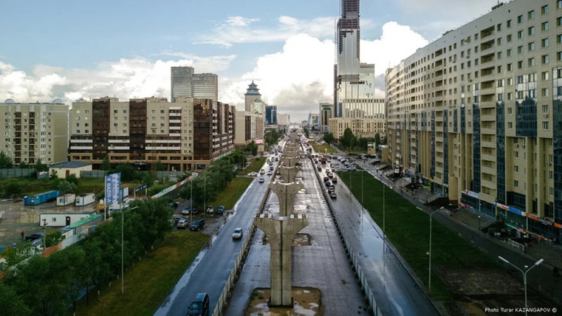 **В Астане ограничено движение на развязке из-за строительства LRT: изменения с 14 по 15 апреля**