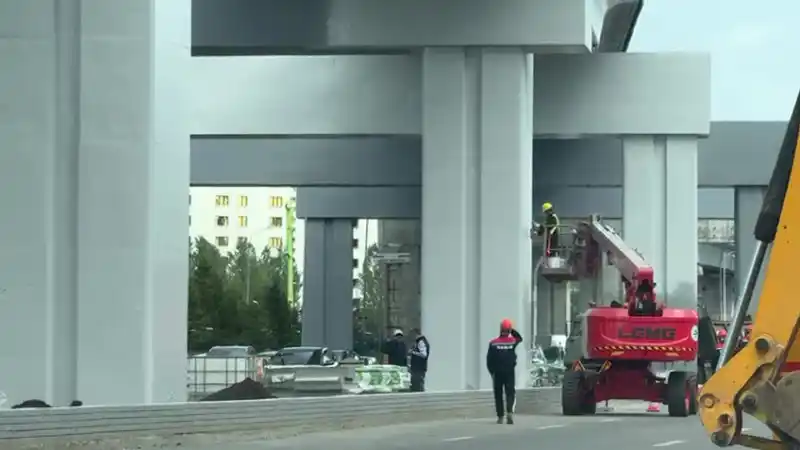 Астана преображается: новые украшения LRT на проспекте Нурсултана Назарбаева