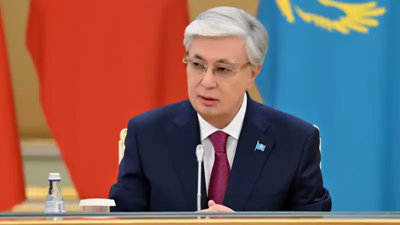 Новые правила цифровых активов: Токаев объявил о реформе на улице Мира в Алматы