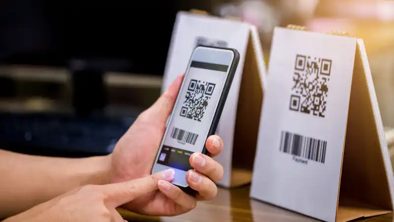 Казахстан на пороге цифровой революции: единый QR-код — ключ к банковским дверям Атырау