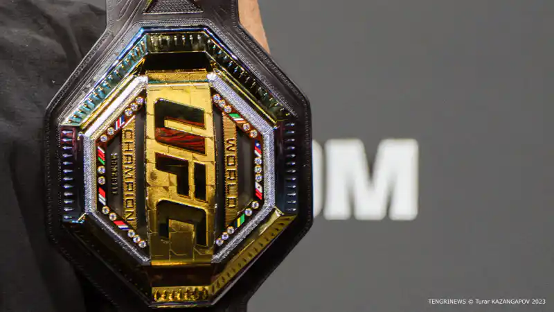 Ислам Махачев, чемпион UFC, объявил о завершении карьеры после трех боев, по словам тренера Хавьера Мендеса Атырау
