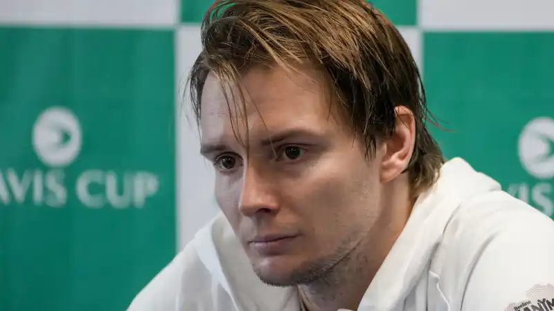 Бублик оспорит титул: встреча с гением тенниса на улице Спортивной в Алматы Атырау