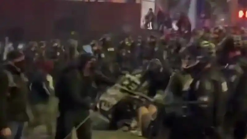 Беспорядки в Сиэтле: протесты против рейдов по нелегальным мигрантам в США Атырау