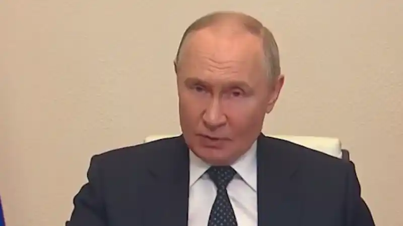 Москва: Путин усомнился в встрече с Зеленским, назвав киевскую власть 'террористами' Атырау