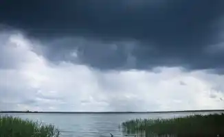 Небо в ожидании танца облаков: дожди и грозы вновь посетят Астану и Алматы