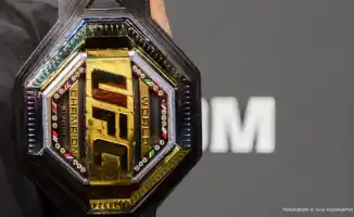 Ислам Махачев, чемпион UFC, объявил о завершении карьеры после трех боев, по словам тренера Хавьера Мендеса