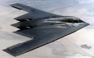 Куда летят B-2: тайна над океаном или война?