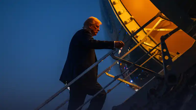 Трамп угрожает Ирану: США контролируют небо и требуют капитуляции Атырау