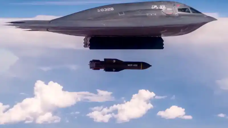 США усиливают оборону Израиля: противобункерные бомбы как ответ на ядерные амбиции Ирана Атырау
