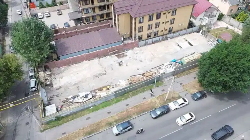 В Алматы автомойка потеряла битву с законом: как мыльный пузырь лопнула мечта о сервисе Атырау