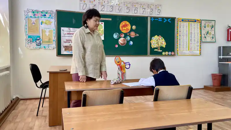 Одиночество ученика в классе: как переполненные школы в Казахстане влияют на качество образования и социальное развитие в малых селах Атырау