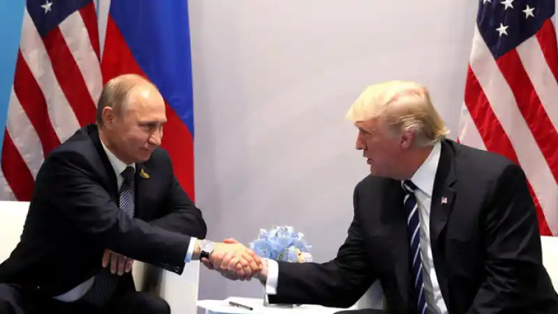 Сегодня в полночь по местному времени на Аляске состоится встреча президентов США и России — Дональда Трампа и Владимира Путина. Лидеры двух стран обсудят важные вопросы международной политики и безопасности, что вызывает большой интерес и ожидания в миро Атырау