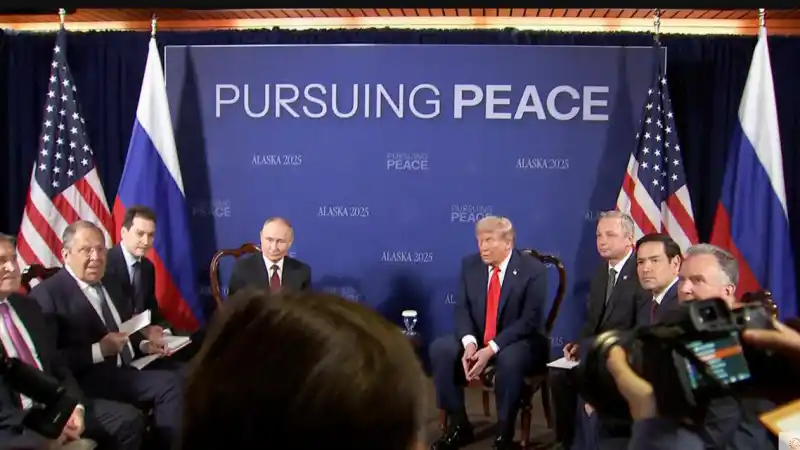 Трамп и Путин: Аляска как арена дипломатических баталий Атырау