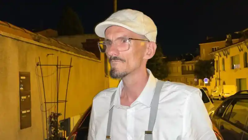Смерть стримера Рафаэля Грейвена во время прямой трансляции: расследование во Франции Атырау