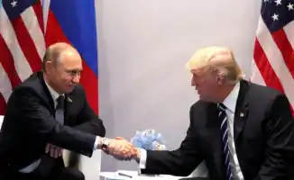 Сегодня в полночь по местному времени на Аляске состоится встреча президентов США и России — Дональда Трампа и Владимира Путина. Лидеры двух стран обсудят важные вопросы международной политики и безопасности, что вызывает большой интерес и ожидания в миро