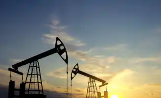 Цены на нефть в Москве взлетели до 72 долларов за баррель после ультиматума Трампа 15 октября