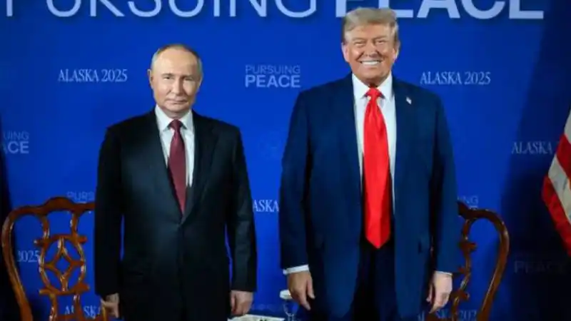 Трамп и Путин: танец на льду Аляски — западные журналисты о 'теплом приёме' российского лидера Атырау