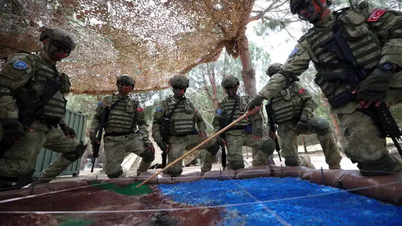 Турецкие военные в Украину: три условия для миротворческой миссии Атырау