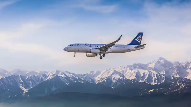 Самолет Air Astana вернулся в Алматы по технической причине после вылета в Астану 12 августа Атырау