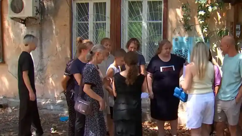 На краю пропасти: жильцы двухэтажек Алматы в поисках крыши над головой Атырау