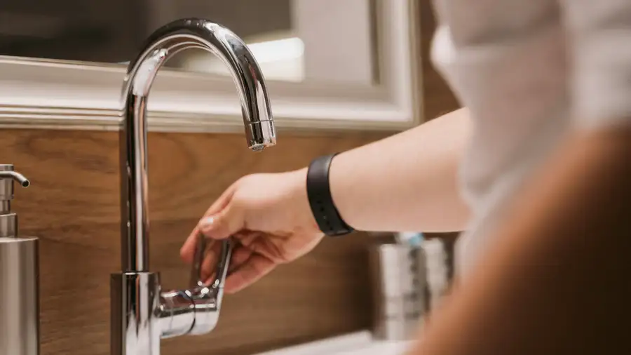 В Атырау 16 сентября временно отключат холодную воду в нескольких районах Атырау