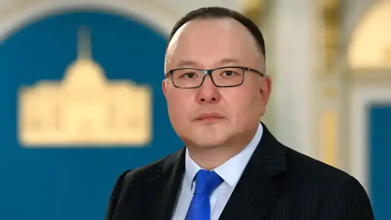 Куанышбек Есекеев: новый композитор в симфонии власти Токаева Атырау