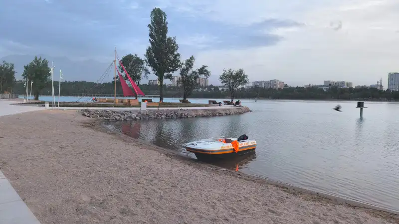 Сайран без ограждений: безопасно ли купаться в водохранилище? Атырау