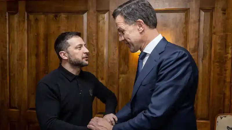 Кто решает: Украина или иностранные войска на её земле? Атырау