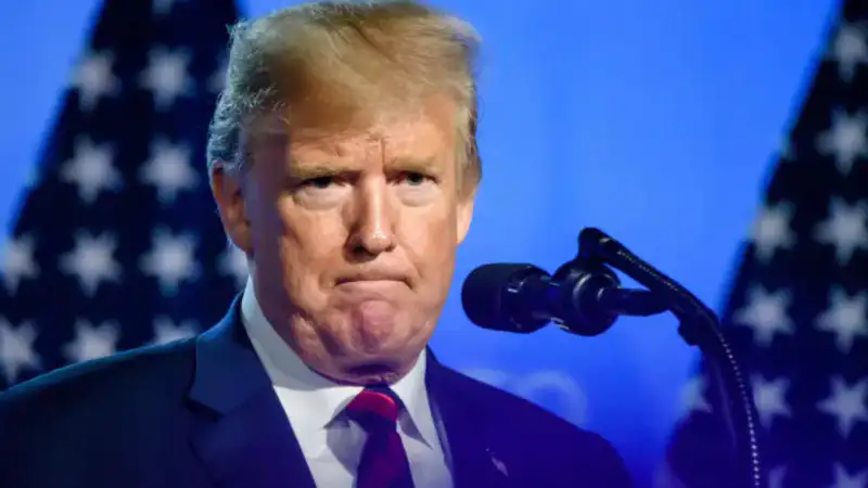 Трамп на грани небесной бури: самолет президента США едва не стал жертвой авиакатастрофы над Нью-Йорком Атырау