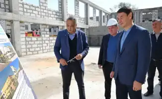 Аким Алматы требует от строителей школы соблюдения сроков: социальная ответственность в образовании под угрозой