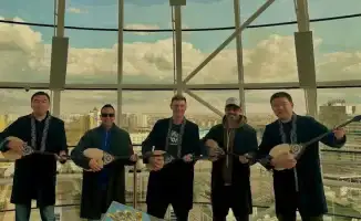 Backstreet Boys Embrace Kazakh Culture with Dombra Lessons in Astana