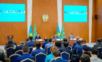 В Астане обсудили реализацию Послания Президента: аким Женис Касымбек встретился с общественностью и предпринимателями