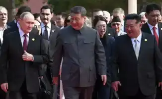Триумвират в Пекине: Си, Путин и Ким демонстрируют единство, подчеркивая новые геополитические альянсы в условиях глобальной нестабильности