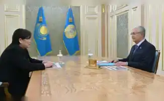 Президент Казахстана назначил Эльвиру Азимову председателем Конституционного суда, что подчеркивает важность гендерного равенства в высших государственных институтах