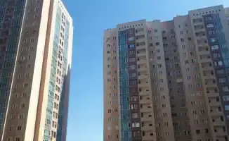 Алматинский 'Манхэттен': десятки проституток и тысячи нарушений