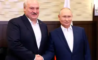 Зеленский на распутье: уступки Кремлю или потеря Украины в тумане истории