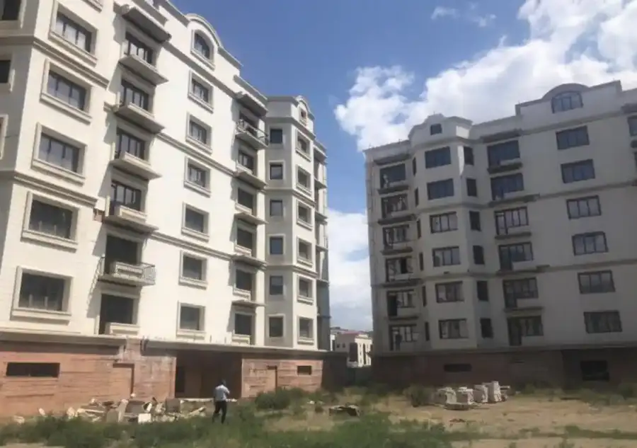 Недостроенный жилой комплекс 'Birlik House'