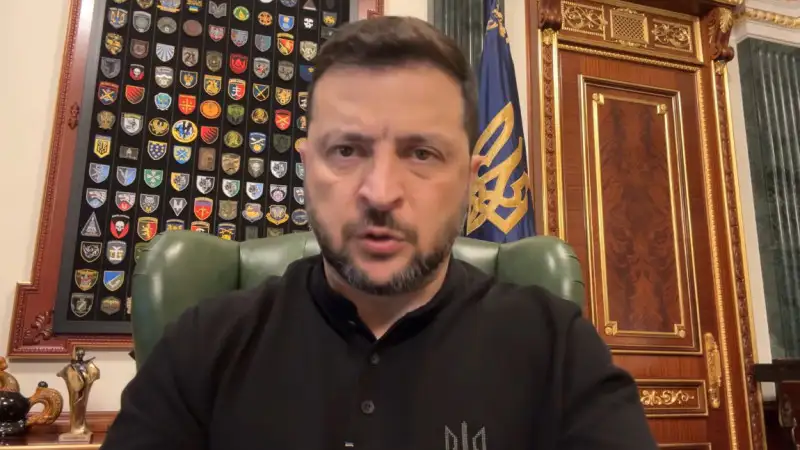 Зеленский сообщает о вторжении венгерских дронов-разведчиков в воздушное пространство Украины: военные зафиксировали нарушения на западе страны Атырау