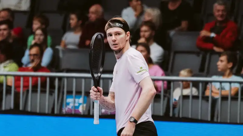 Александр Бублик сразится с итальянцем Янником в четвертьфинале Vienna Open Атырау