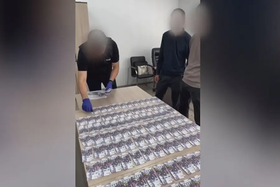 Подозреваемый по делу о 'лже-стоматологиях' из Атырау Аслан Дуйсенов опубликовал видеообращение, в котором отрицает свою причастность к хищениям пенсионных накоплений. Атырау