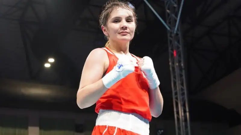 Многодетная мать Айгерим Саттыбаева завоевала золото чемпионата Казахстана по боксу в весовой категории до 48 килограммов. Атырау