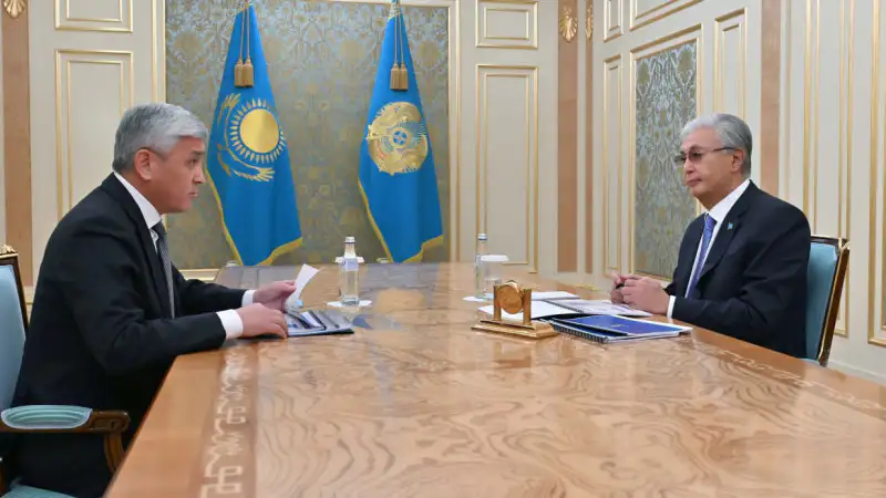 Президент Токаев обсудил социальные инициативы с акимом Карагандинской области Ермаганбетом Булекпаевым Атырау
