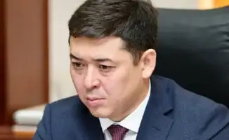 Берик Ермаханов назначен руководителем аппарата АО 'НК 'QazaqGaz' с опытом работы директором департамента нефтяной промышленности министерства энергетики Казахстана