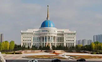 Казахстан отмечает 35-летие Дня Республики: история и значимость праздника в современном обществе