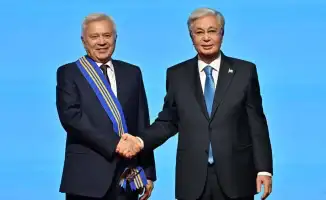 Вагит Алекперов награждён орденом «Барыс» I степени на юбилее 30-летия Лукойла в Казахстане