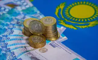 Тревожные новости: триллионные нарушения, звонок премьеру и контроль переводов — что волнует читателей Tengrinews и Tengrinews.kz 7 октября