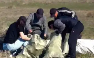 В рамках республиканской акции «Таза Қазақстан» сотрудники Жайык-Каспийской межобластной бассейновой инспекции и волонтёры провели масштабную уборку на берегах Каспия и Урала, вывезя 12 тонн мусора.