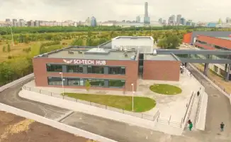 Sci-Tech Hub в Haileybury Astana: Образовательный центр нового поколения для изучения науки и технологий