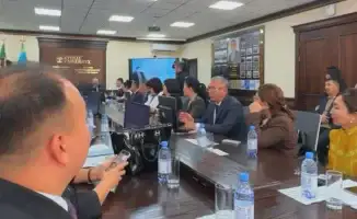 Конференция в Атырау собрала 200 педагогов, укрепив связи и обмен опытом в честь 95-летия просветителя Кусиына Айткалиева